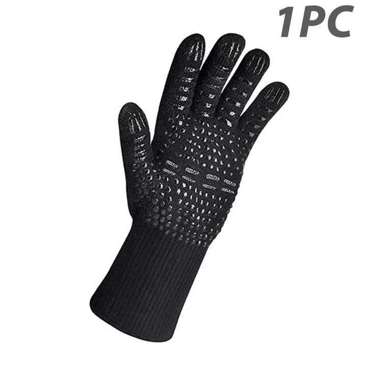 Binnenzijde van hittebestendige handschoen toont zachte katoenen voering voor comfort en isolatie.