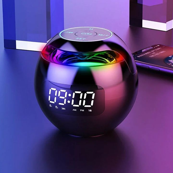 Multifunctionele digitale LED wekker met heldere display, ingebouwde Bluetooth speaker en nachtlampje.