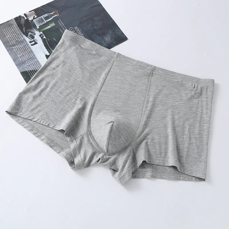 Zachte bamboe-katoen heren incontinentie boxershort, wasbaar, met hoge taille voor extra comfort.