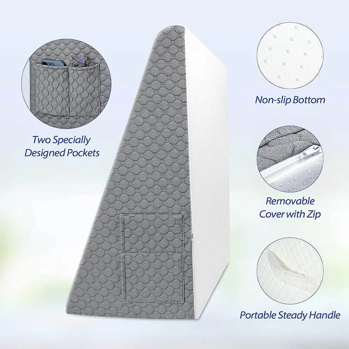Witgrijs refluxkussen, ademend, ondersteunt bovenlichaam voor minder reflux en betere ademhaling.