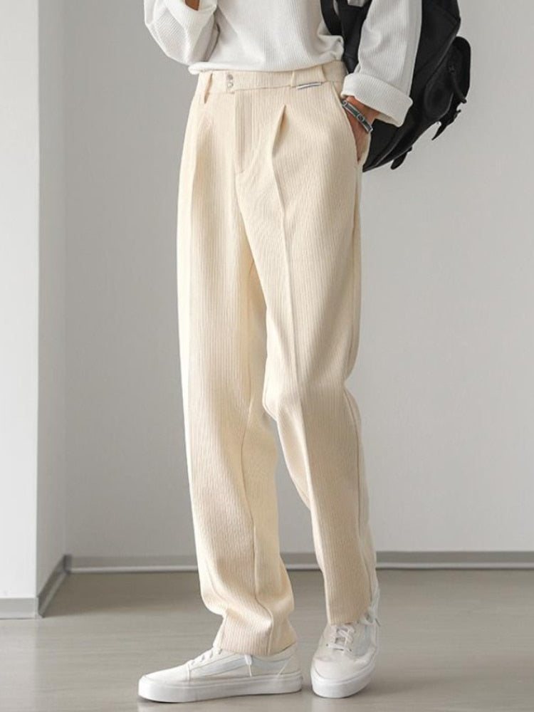 Heren loose fit broek met wijde pasvorm; biedt optimaal comfort en een moderne uitstraling.