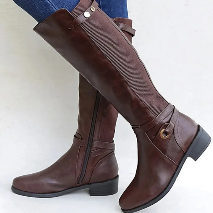 Elegante zwarte dameslaarzen met stabiele dikke hak, perfect voor najaar en wintermode.