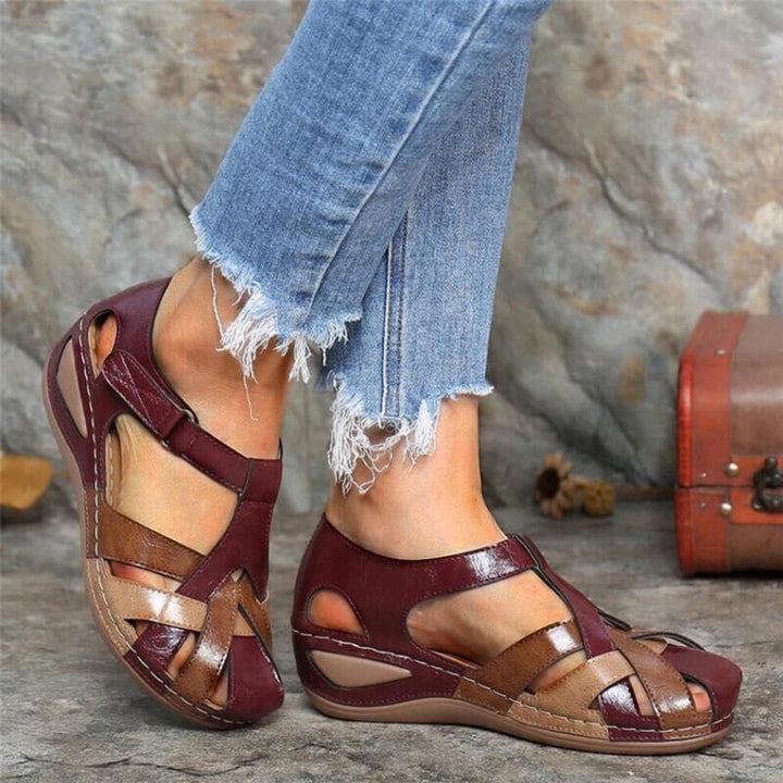Stijlvolle dames zomersandalen met open teen, verstelbaar voor optimaal comfort. Perfect voor strand of stad.