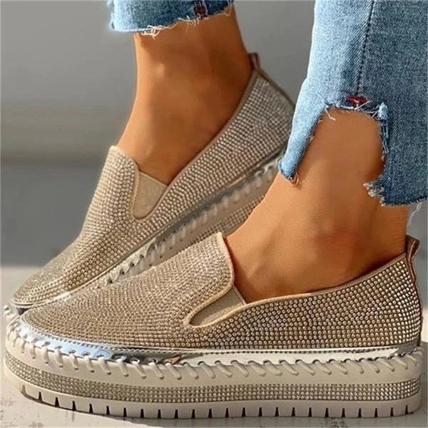 Comfortabele dames slip-on schoenen met subtiele glitter, perfect voor warme lente- en zomerdagen.