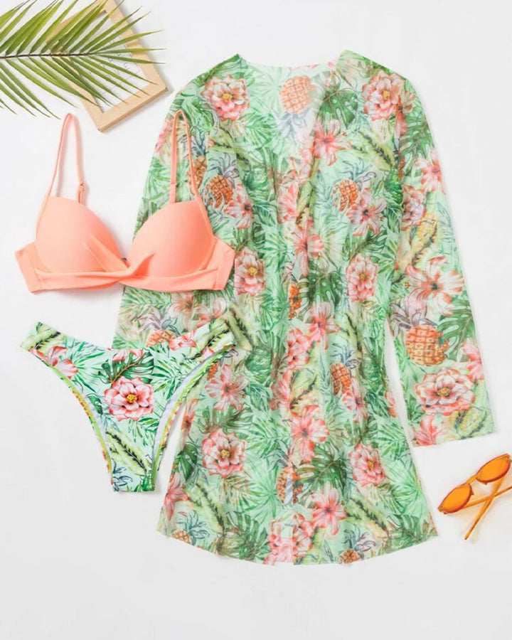 Stijlvolle 3-delige dames bikini met bijpassende cover-up voor strand en zwembad.