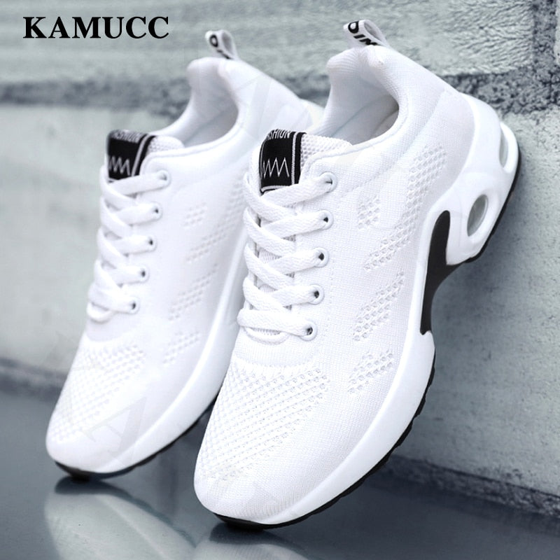 Optimaliseer je prestatie met deze ademende, comfortabele en lichtgewicht RunnyShoes™ dames sportschoenen voor sport.