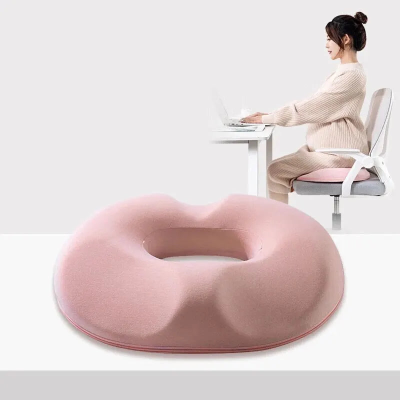 Unisex zitkussen met geheugenschuim biedt comfort en ondersteuning tegen rugpijn, ideaal voor herstel.