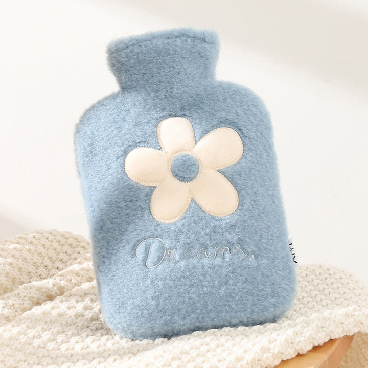 Zachte warmwaterkruik, ideaal voor comfortabele warmte en ontspanning thuis.