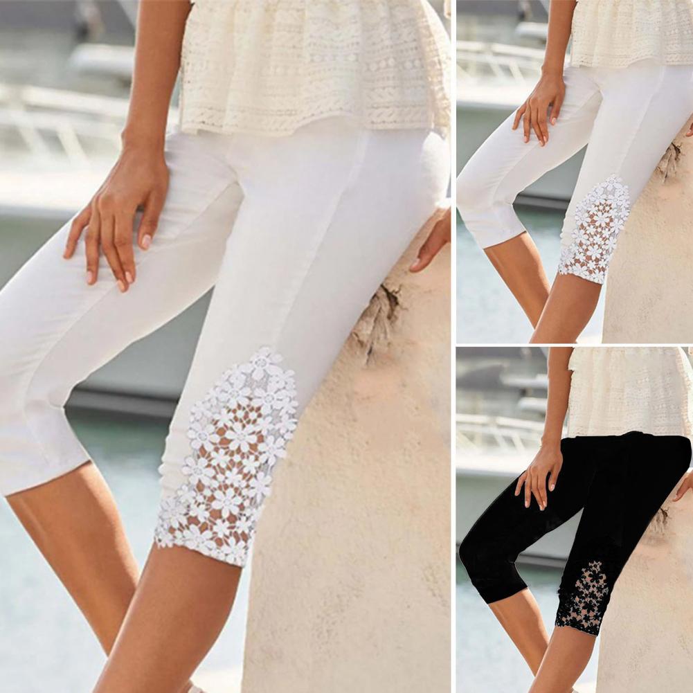 Modebewuste dames legging met hoge taille, 3/4 lengte en kanten accenten voor een elegante look.