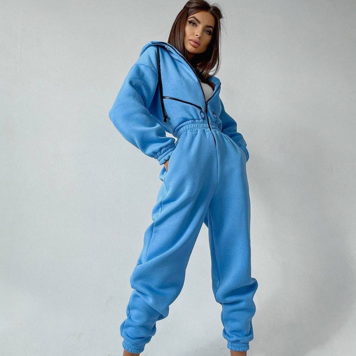 Warm en comfortabel dames hoody huispak, perfect voor koude avonden thuis.