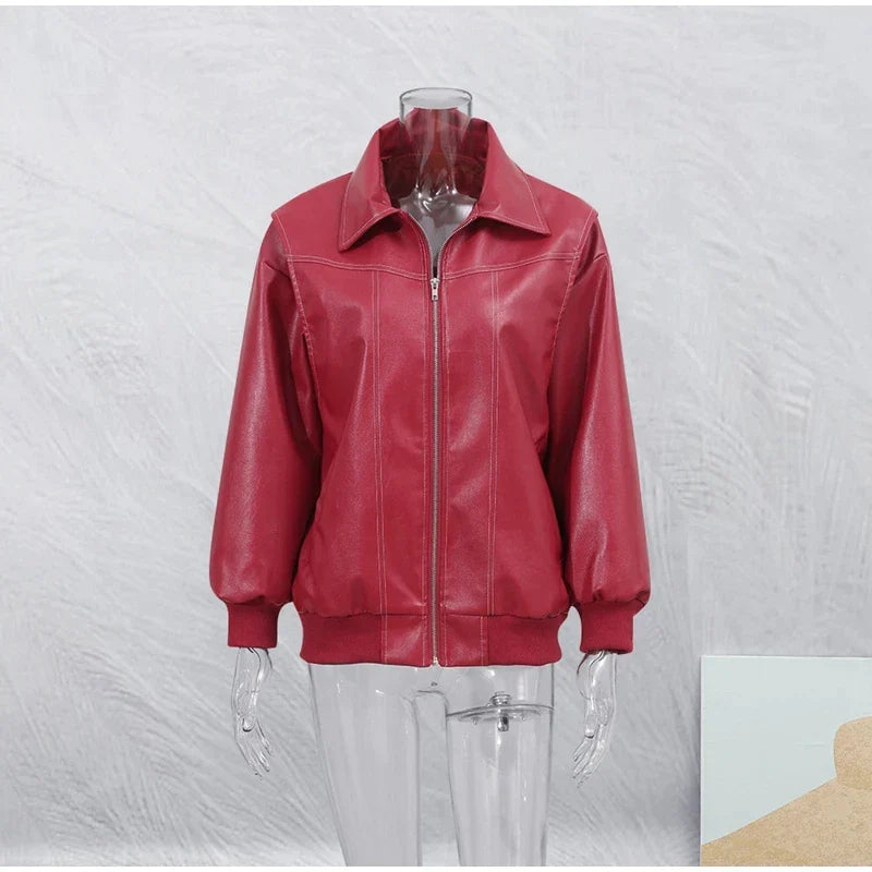 Stijlvolle korte winterjas voor dames, rood casual bomberjack met modern design.