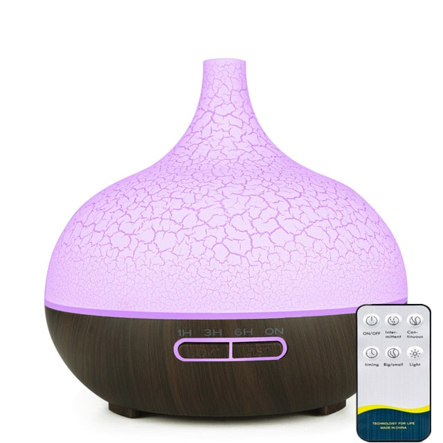 ZenMist diffuser met sfeerlicht in diverse kleuren, ideaal voor een serene slaapkamer of meditatiehoek thuis.