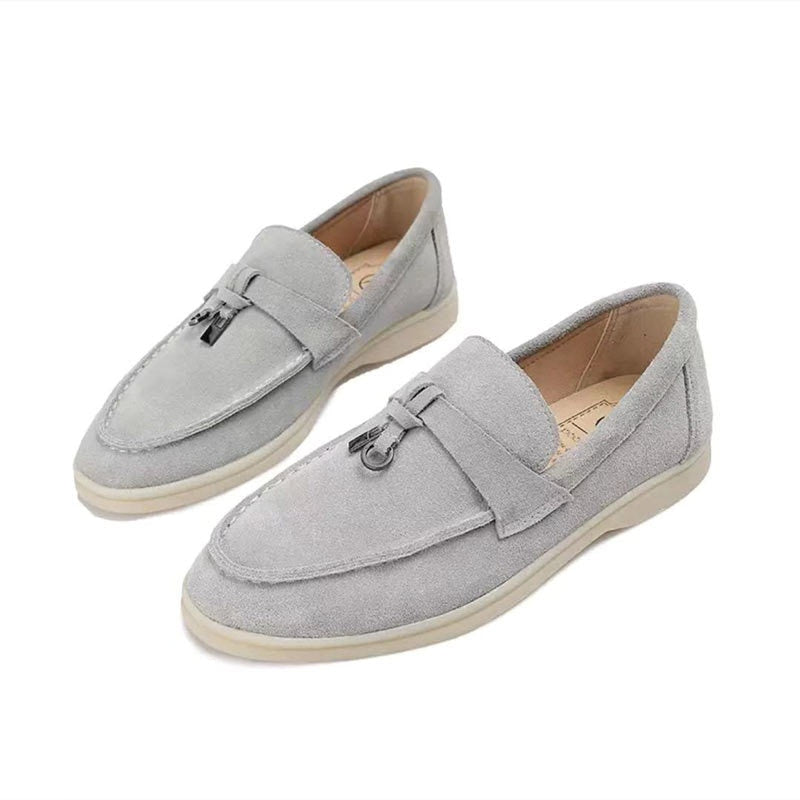Lente/zomer dames loafers met gepunte teen. Ademende en comfortabele schoenen voor een frisse uitstraling.