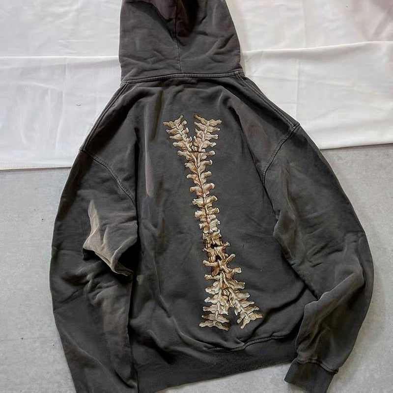 StreetHoodie™ dames: Zwarte gothic hoodie met uniek design, perfect voor een trendy en comfortabele look.