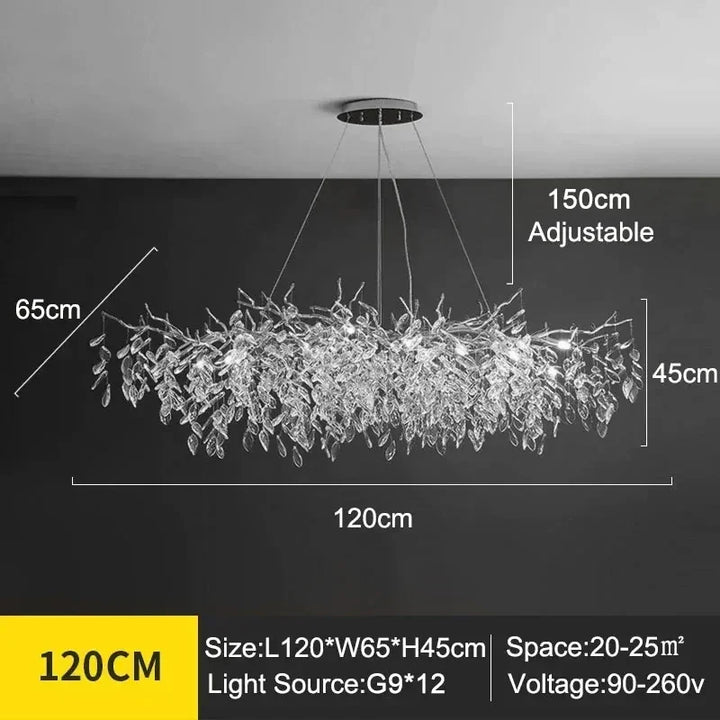 Goudkleurige Aurelia luxe kroonluchter, kristallen. Brengt elegantie in eetkamer.