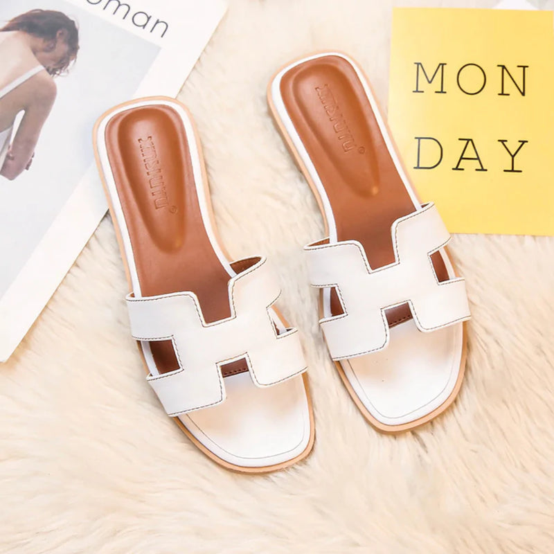 Stijlvolle JennifersSlipper I H-slippers voor dames, comfortabel en modieus voor de zomer.