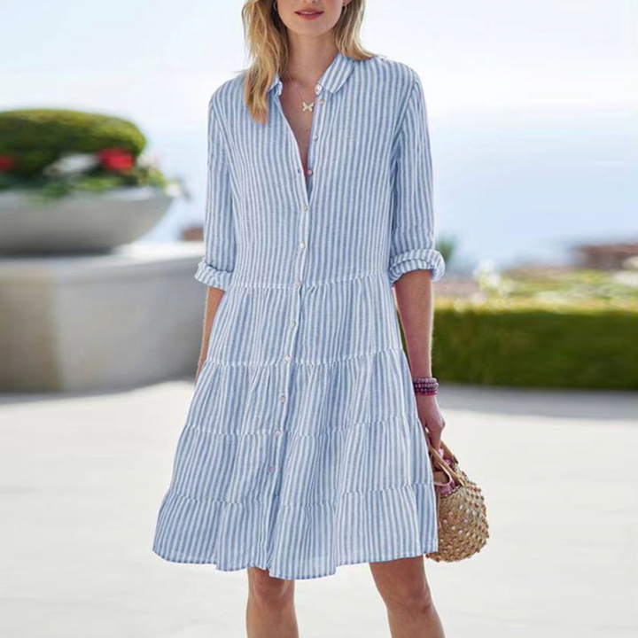 Elegante dames zomerjurk, luchtig en stijlvol voor warme lentedagen. Comfortabele casual kleding voor vrouwen.