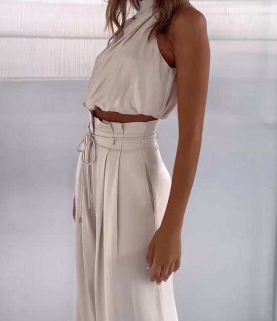 Nora dames zomerset: een casual en comfortabele tweedelige outfit voor warme zomerdagen.