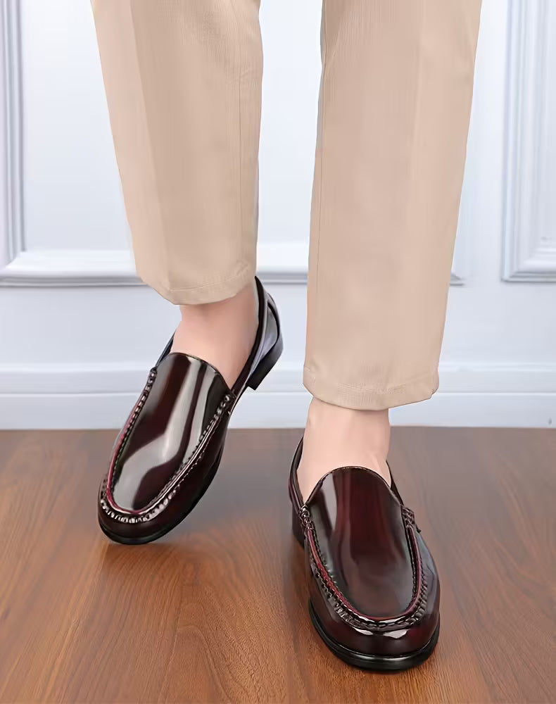 Puntige neus herenschoenen, donkerbruin, lichtgewicht comfort, ideaal voor zakelijk en feest.