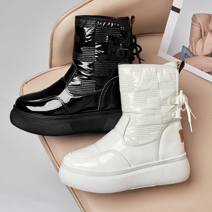 Rinnie dames winterlaarzen tonen waterdichte eigenschappen. Trendy, warm en antislip voor alle winteravonturen.
