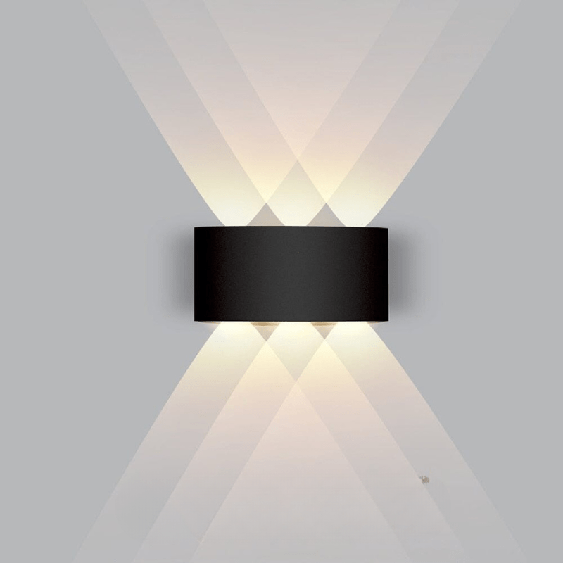 Praktische waterdichte LED wandlamp, ideaal voor entrees en paden.