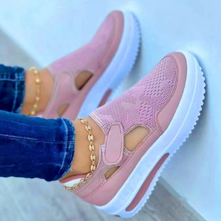 Modieuze Trimmz damessportschoenen, comfortabel voor elke dag. Perfecte zwarte sneaker voor actieve dames.