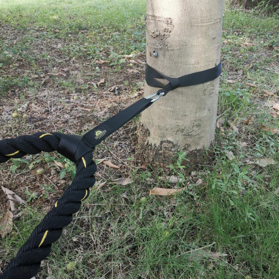 Fitness battle rope straps voor intensieve krachttraining en verbeterd uithoudingsvermogen.