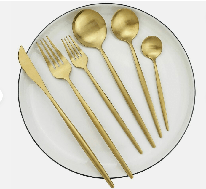 Elegante roségouden bestekset, 48-delig, roestvrij staal, ideaal voor diners.