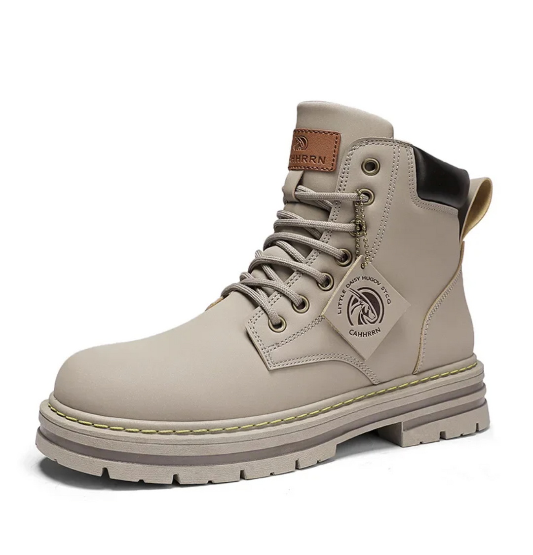 Trendy heren enkelboots, stijlvol en comfortabel, perfect voor modebewuste mannen.