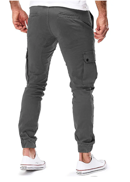 Sportieve Hayes cargobroek voor heren, perfect voor buitenkleding en functionele opbergruimte.