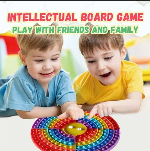 Familie speelt interactief Bubble Dobble spel; stressverlichting & concentratie met dit educatief ontwikkelingsspeelgoed.