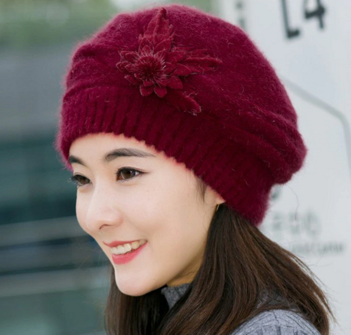 Warme katoenen wintermuts voor dames, ideaal voor buitenactiviteiten in de kou.