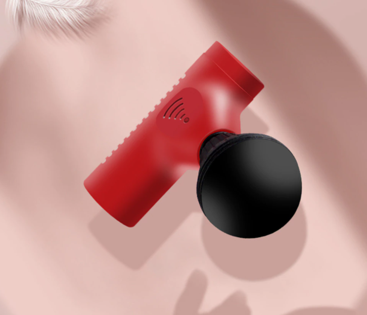 Universele handheld spiermassager in actie voor gerichte pijnverlichting en verbeterde bloedsomloop.
