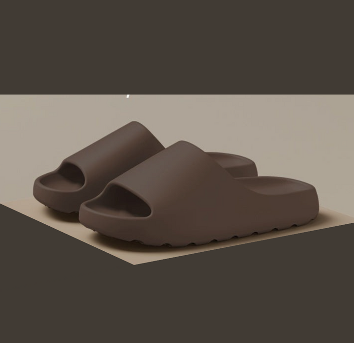 Duurzame, lichtgewicht unisex slippers, comfortabel voor binnen en buiten, met modern opentenen design.