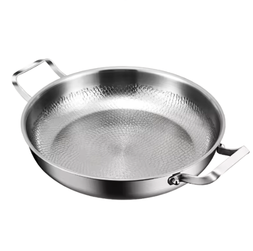 Titanium koekenpan met dubbele handgrepen, ideaal voor gezond en duurzaam koken in elke keuken.