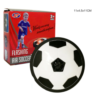Zwevende voetbal met zachte rand, ideaal voor veilig binnenshuis speelplezier voor kinderen. Met LED verlichting.