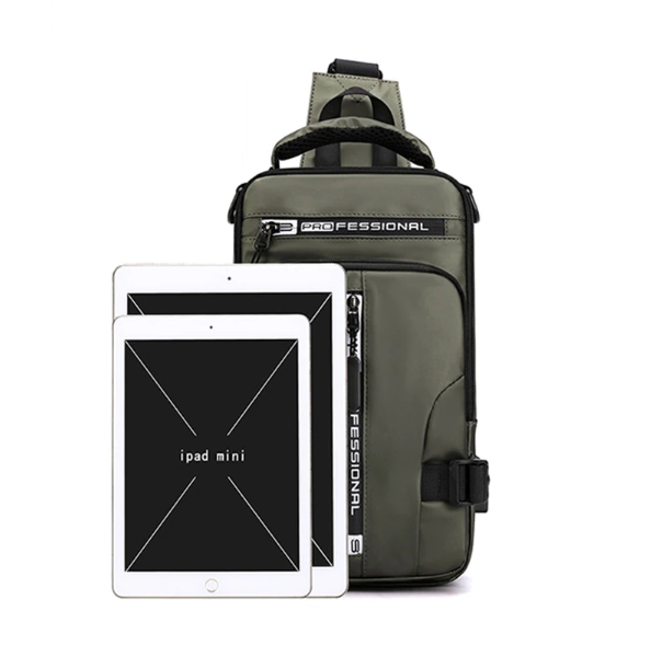 Duurzame waterbestendige nylon heren schoudertas (crossbody) met USB poort voor reizen en outdoor.