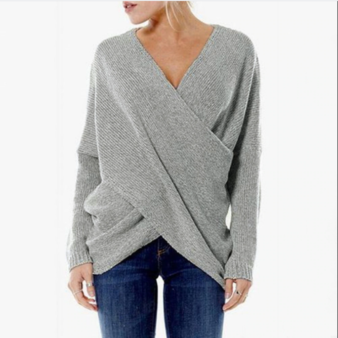Stijlvolle grijze Criss Cross damestrui met lange mouwen en diepe V-hals. Veelzijdig en comfortabel.