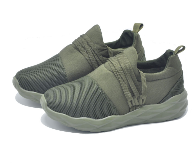 Witte dames sneakers met ademend mesh en comfortabele pasvorm. Stijlvolle casual schoenen voor elke vrouw.