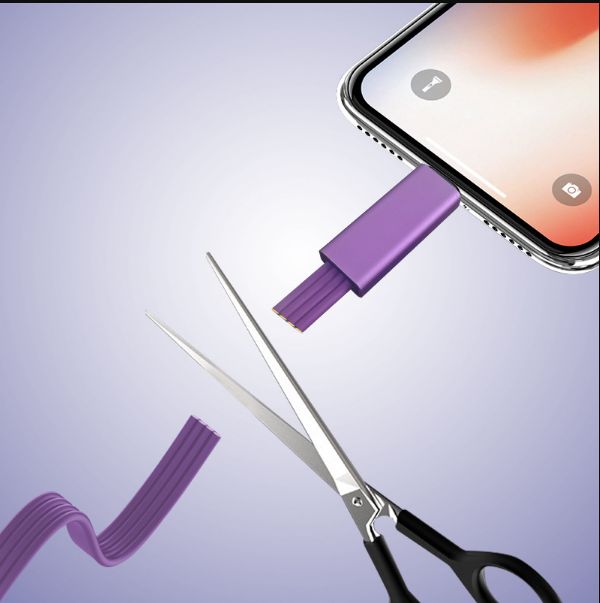 Snel ladende, flexibele oplaadkabel voor smartphones. Zelfherstellend en duurzaam, een essentieel accessoire.