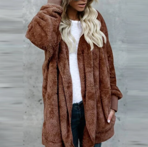 Dames pluche vest, lang model, ideaal voor koude dagen. Stijlvolle en veelzijdige wintermode.