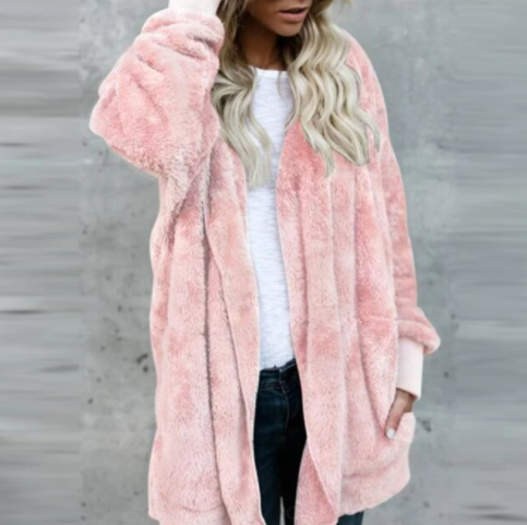 Veelzijdig lang damesvest van pluche stof, comfortabel en elegant voor herfst en winter. Damesmode essentieel.