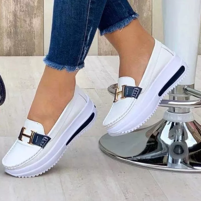 Trendy en comfortabele damesschoenen die optimale voetondersteuning bieden zonder in te leveren op stijl.