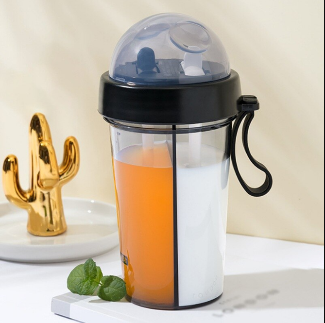 Dubbele drinkfles met aparte compartimenten. Ideaal voor twee drankjes tegelijk voor sport, school of reizen.