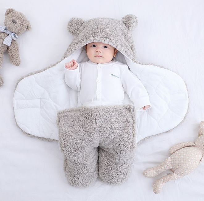 Schattige beer babyslaapzak, perfecte babyddeken voor comfort en een veilige slaapomgeving.
