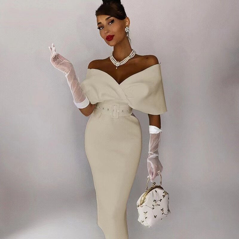 Elegante ShellysDress damesjurk. Perfecte veelzijdige midi jurk voor feesten of casual gelegenheden.