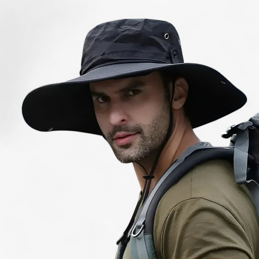 Zeno lichtgewicht UV-zonnehoed, comfortabel en beschermend voor al je zomerse outdoor activiteiten.