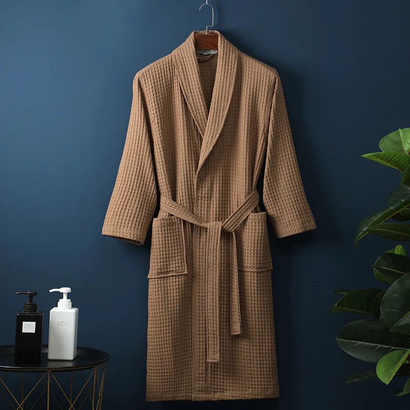Veelzijdige unisex Robin badjas van zacht katoen, ideaal voor ontspanning, als ochtendjas of homewear.