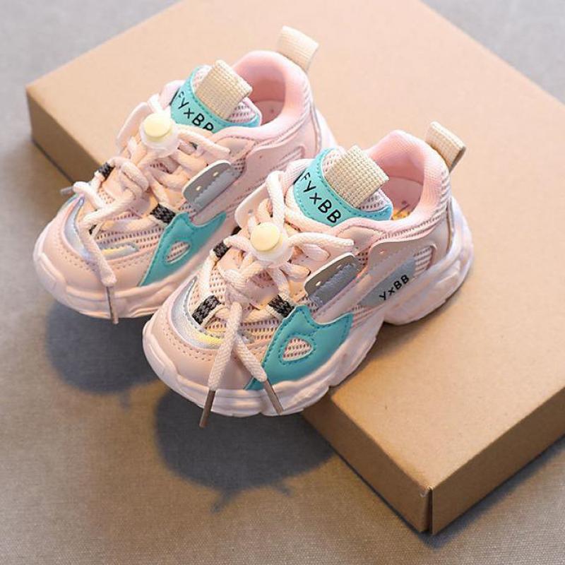 ShaqsSneaks trendy kinder sneakers, ideaal voor actieve kinderen. Comfortabele kinderschoenen voor dagelijks gebruik en spelen.