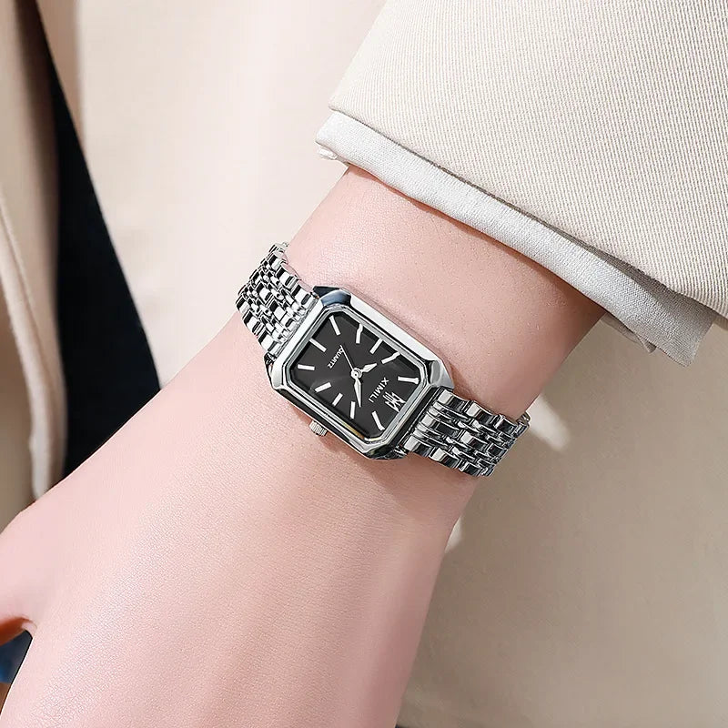 Tijdloos dames quartz horloge, elegant en veelzijdig, past bij elke stijl.